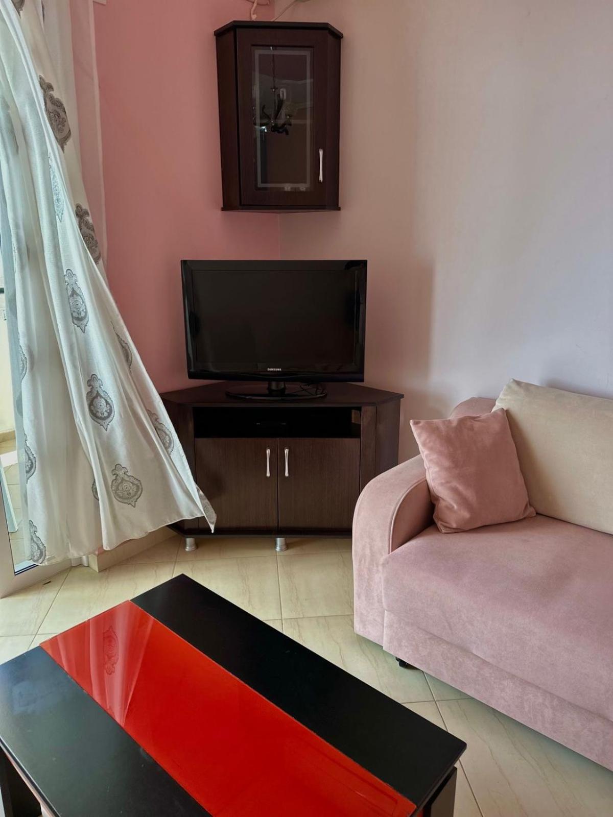 Esmeralda Apartaments Sarandë 外观 照片