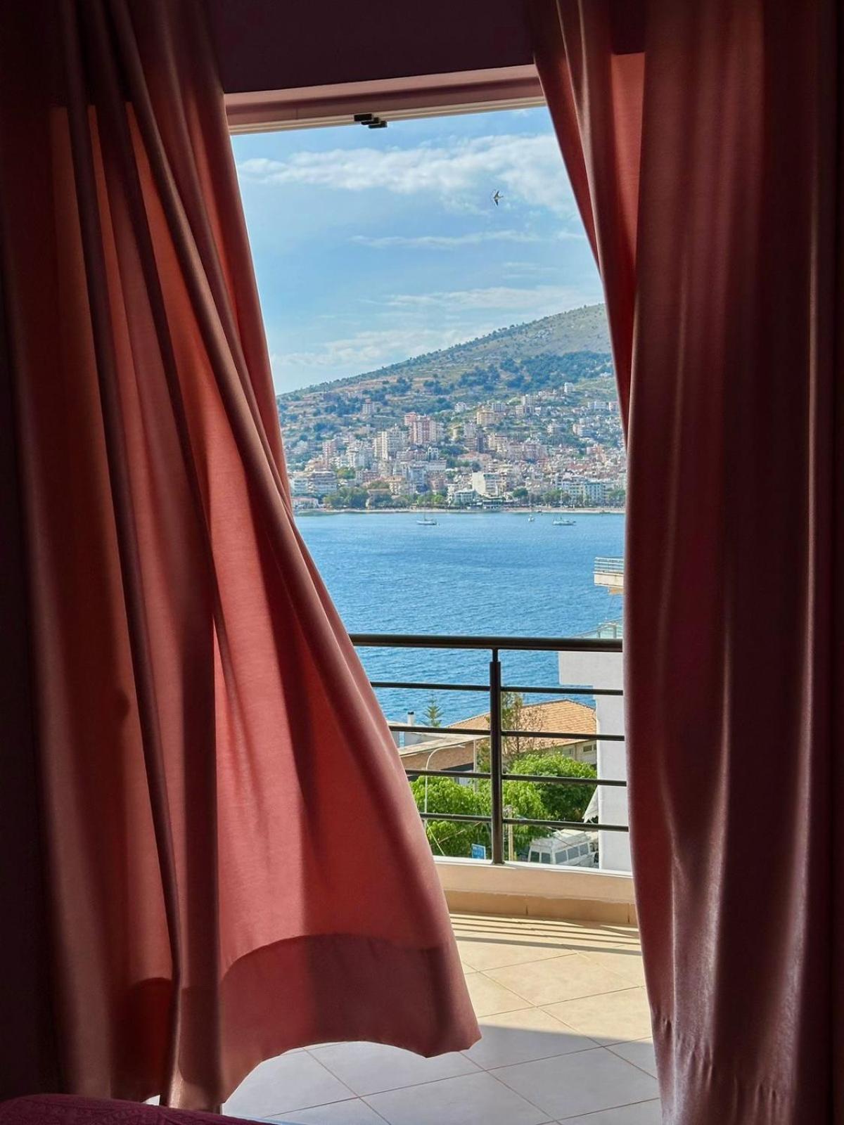 Esmeralda Apartaments Sarandë 外观 照片